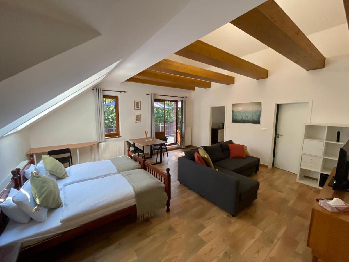 Kersko Apartments Hradistko  外观 照片